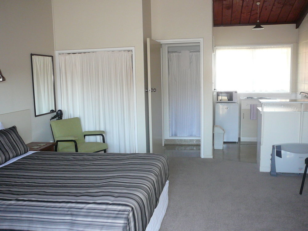 Tourist Court Motel Whakatane Exterior foto